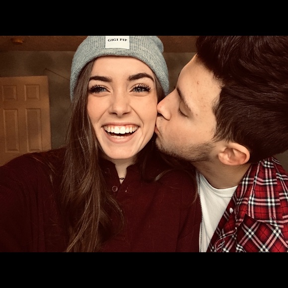 Meet your Posher, Emma - Picture 1 of 1